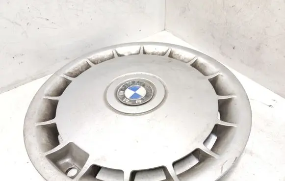 BMW 5 E34 R15 wheel hub/cap/trim 36131129843 1129843