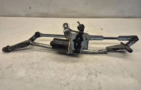 Volvo XC70 Front wiper linkage and motor 404775 09151848 8648345