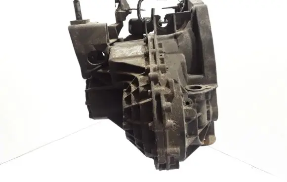 Manual 6 speed gearbox