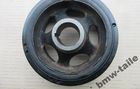 Mercedes-Benz CLS AMG C219 Crankshaft pulley A6420300003
