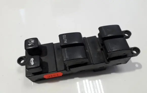 Nissan Primera Electric window control switch 25401av660
