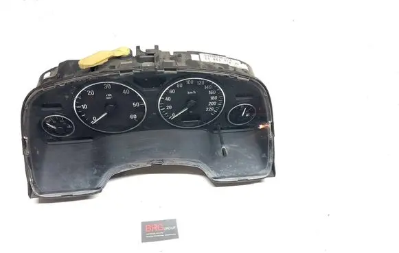Opel Zafira A Speedometer (instrument cluster) 24461768 29959724