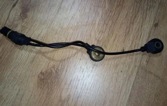 Detonation knock sensor