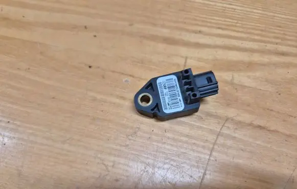 Hyundai Sonata Airbag deployment crash/impact sensor 959202F100