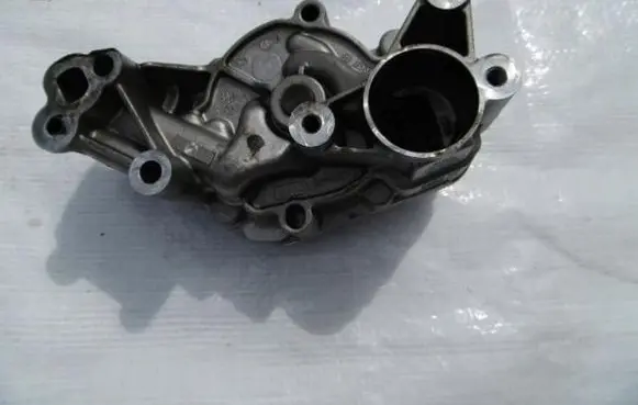Peugeot 308 Oil pump 72346856 9807227980