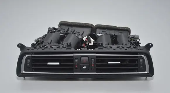 BMW 7 F01 F02 F03 F04 Dash center air vent grill 9115860