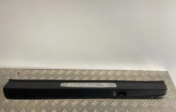 Porsche 911 991 Front sill trim cover 991555303271