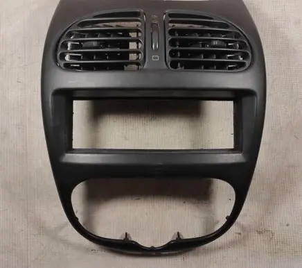 Peugeot 206 Dash center air vent grill 8290IND 8290