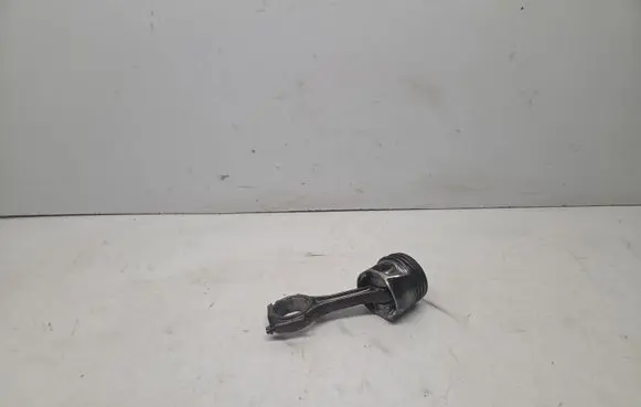 Volkswagen Touran I Piston 49R2