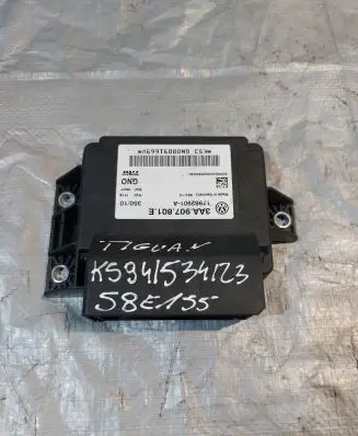 Volkswagen Tiguan Hand brake control module 3AA907801E