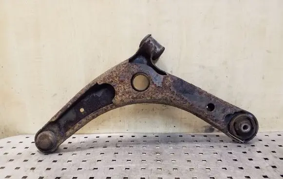 Mitsubishi Outlander Front lower control arm/wishbone