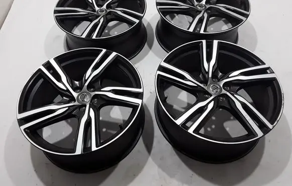 Volvo S90, V90 R20 alloy rim 32243977