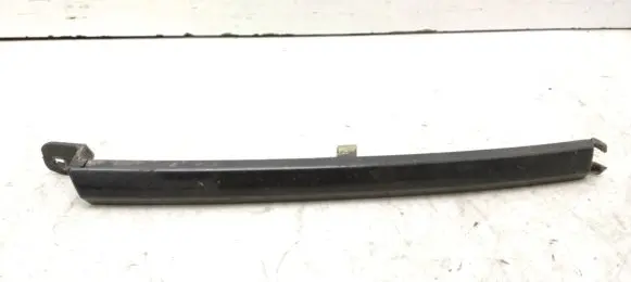 Under headlight/headlamp trim