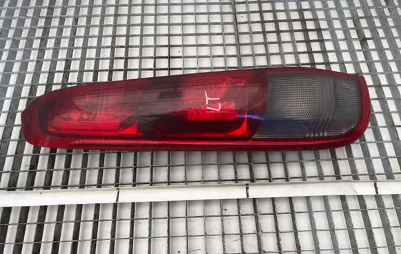 Nissan X-Trail T30 Rear/tail lights