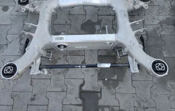 BMW 5 G30 G31 G38 Rear subframe 6861201