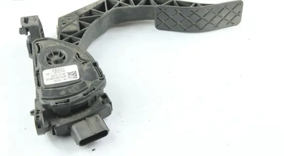 Audi A6 S6 C6 4F Accelerator throttle pedal 8K1723523