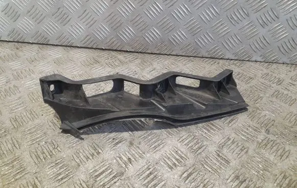 Volkswagen PASSAT B6 Front bumper mounting bracket 3C0807889