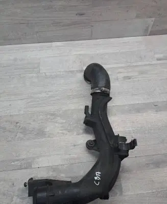 Volkswagen Eos Intercooler hose/pipe 5N0145770A