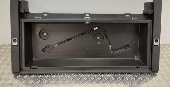 Toyota Avensis T270 Tool box 6499105030