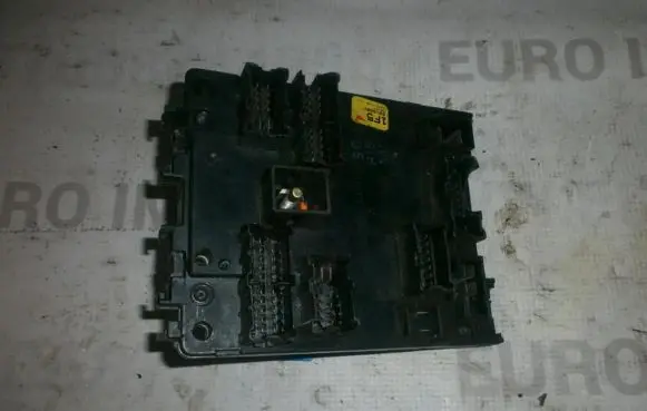 Nissan Micra Comfort/convenience module
