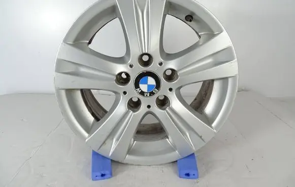 BMW 1 E82 E88 Original wheel cap 6779696
