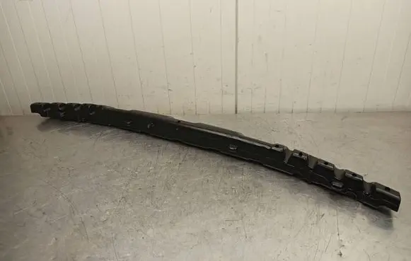Suzuki Grand Vitara II Front bumper skid plate/under tray 