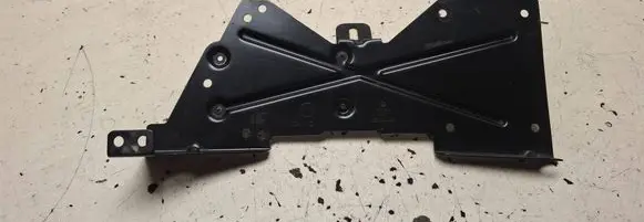 Audi A4 S4 B6 8E 8H Sound amplifier holder/bracket 8E5035464
