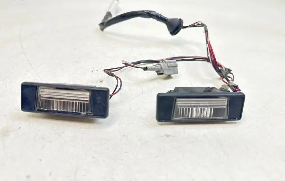 Nissan Qashqai Number plate light 24055JD00A D1270907113056