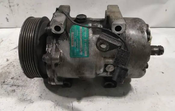 Volvo S40, V40 Air conditioning (A/C) compressor (pump) 7700872159 0184912724