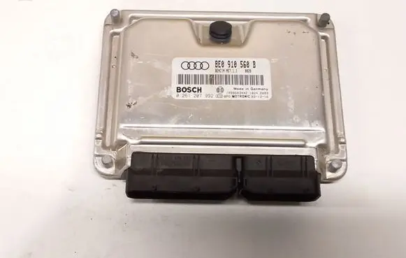 Audi A4 S4 B6 8E 8H Engine control unit/module 8E0910560B 0261207992