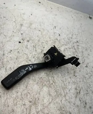 Skoda Octavia Mk2 (1Z) Indicator stalk 1K0953513 01103500 10350050706080