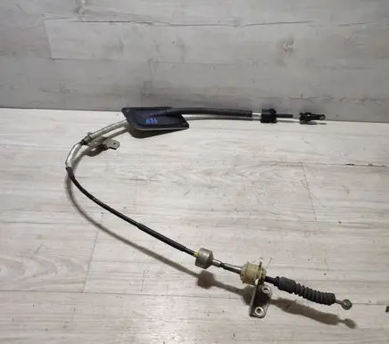 Suzuki Vitara (LY) Gear shift cable linkage 