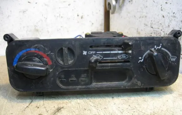 Mitsubishi Pajero Sport I On-board computer control switch MR391460