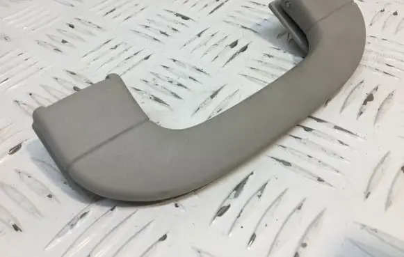 Mercedes-Benz B W245 Front interior roof grab handle A1698100151