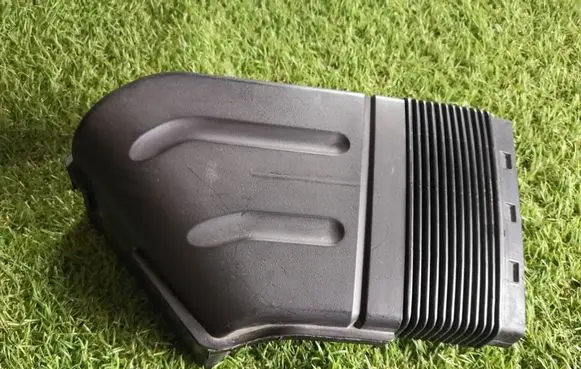 Audi A4 S4 B6 8E 8H Air intake duct part 8E0129617D
