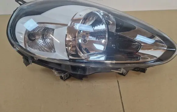 Fiat Punto (199) Headlight/headlamp 89102045DX