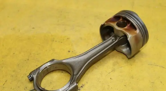 Audi A6 S6 C6 4F Piston with connecting rod 07L107104R
