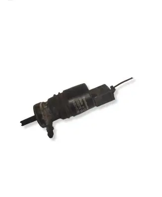 BMW 5 E39 Windscreen/windshield washer pump 3020175