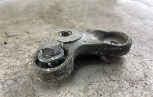Mercedes-Benz S W221 Rear differential/diff mount bracket A2213511318