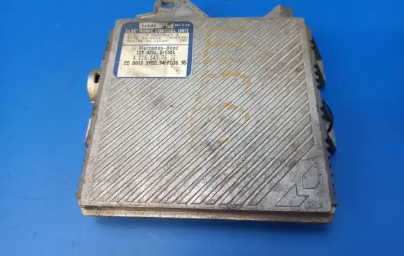 Mercedes-Benz E W210 Engine control unit/module A0165457632