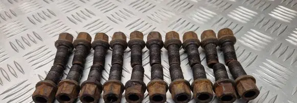 Audi A3 S3 8P Nuts/bolts 