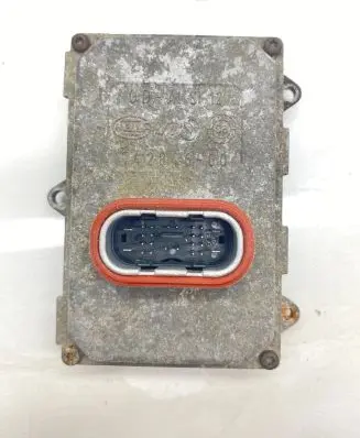 Mercedes-Benz R W251 Headlight ballast module Xenon 5DF00870402 A0038205826 113770