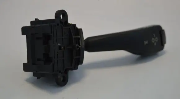 BMW 3 E46 Indicator stalk 8363668