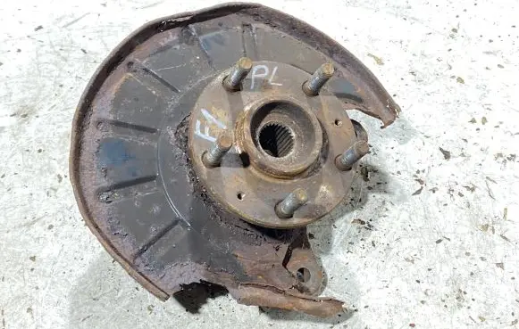 Land Rover Freelander Front wheel hub spindle knuckle