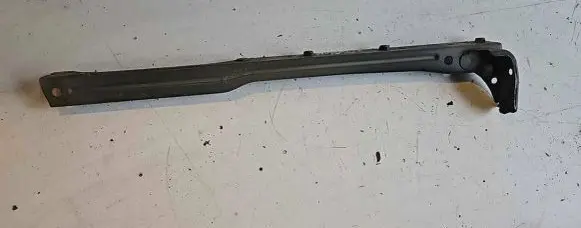 Toyota Avensis T270 Radiator support slam panel bracket 