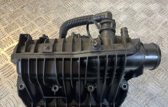 Ford Transit Courier Intake manifold CM5G9424FA