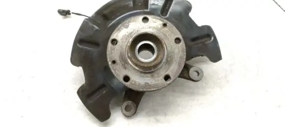 Suzuki SX4 S-Cross Front wheel hub spindle knuckle