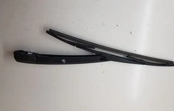 Hyundai i40 Rear wiper blade arm