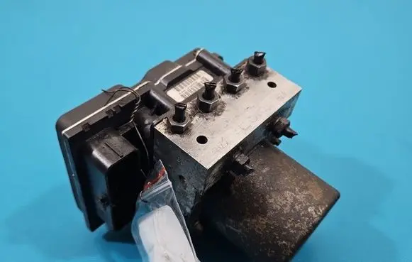 Audi A4 S4 B8 8K ABS Pump 8K0907379AQ IMPRK1530952