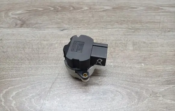 Volvo S60 Ignition lock contact 8645228